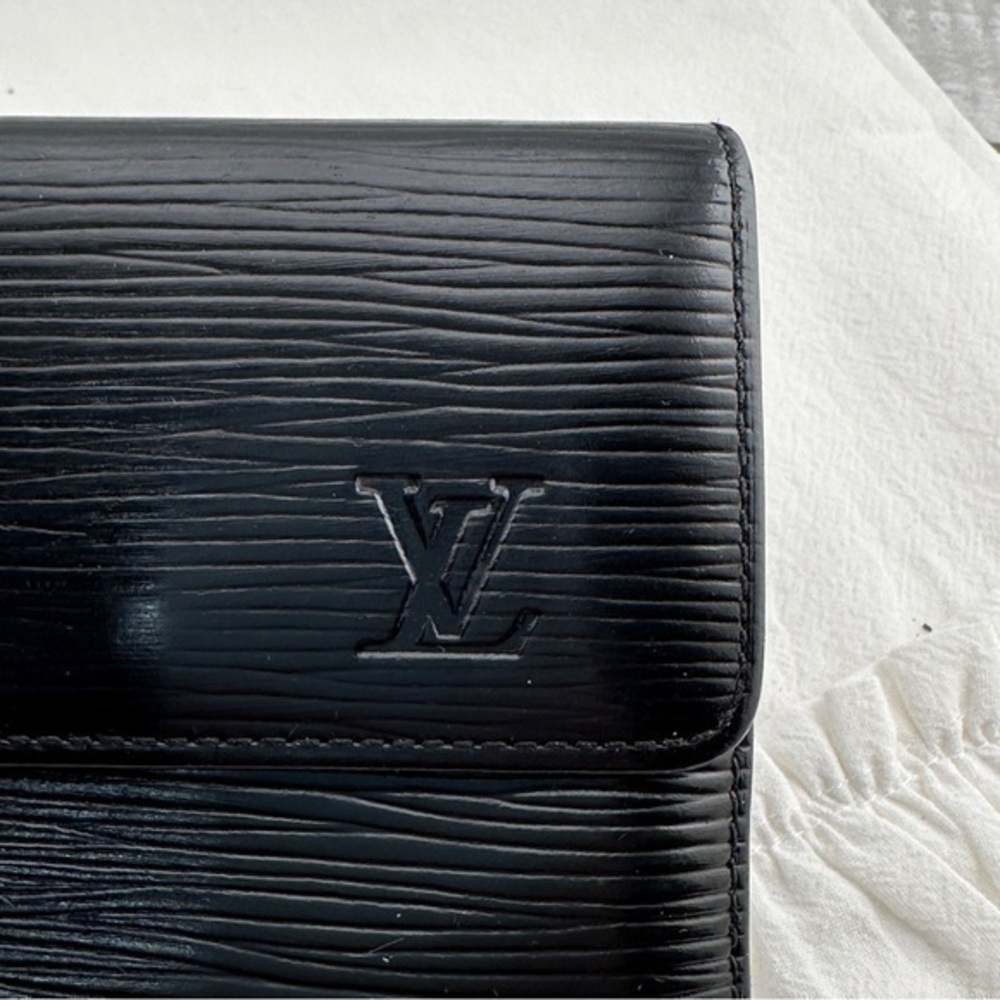 AUTHENTIC Louis Vuitton Marco Wallet. Black. - Picture 7 of 16